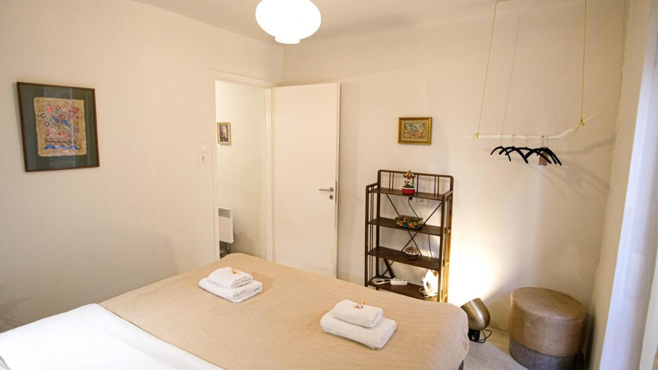 Quiet And Central Flat With Private Backyard Garden أثينا المظهر الخارجي الصورة