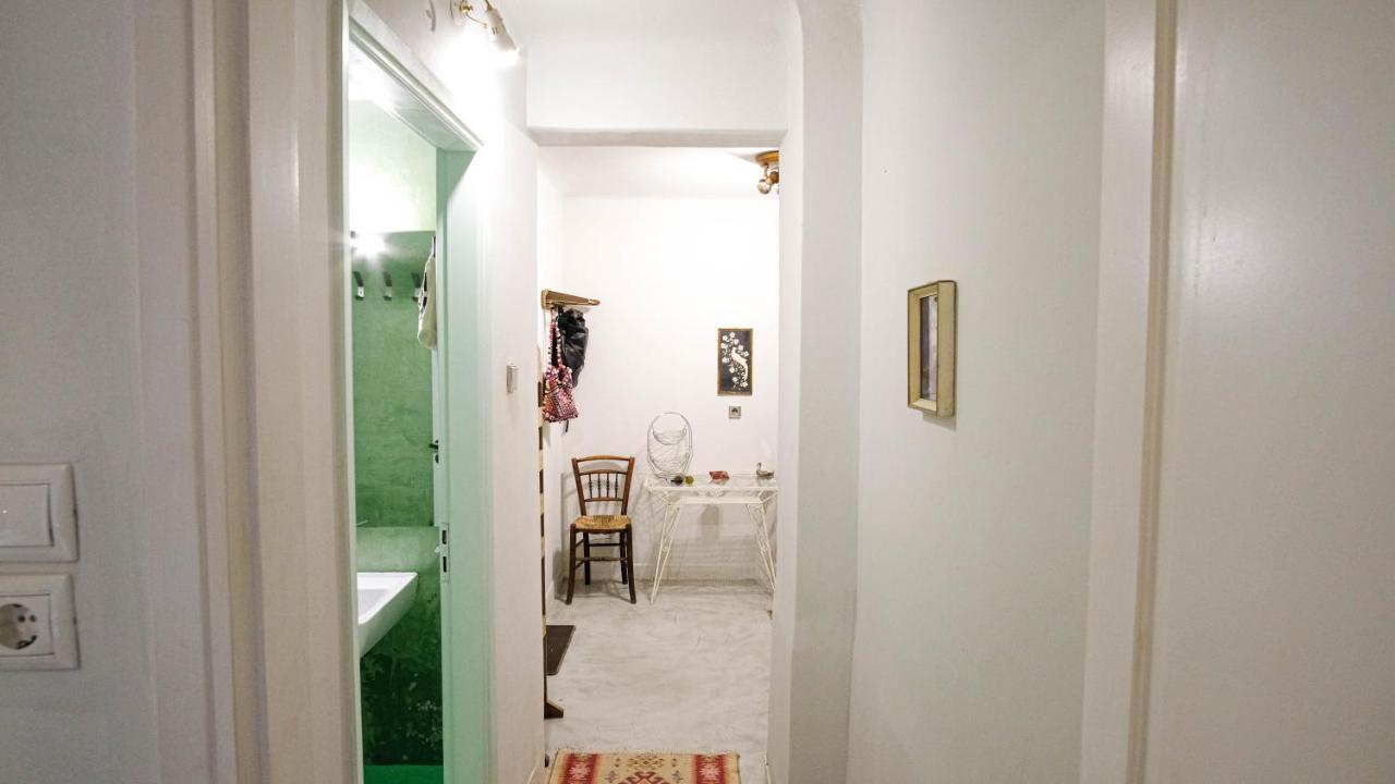 Quiet And Central Flat With Private Backyard Garden أثينا المظهر الخارجي الصورة